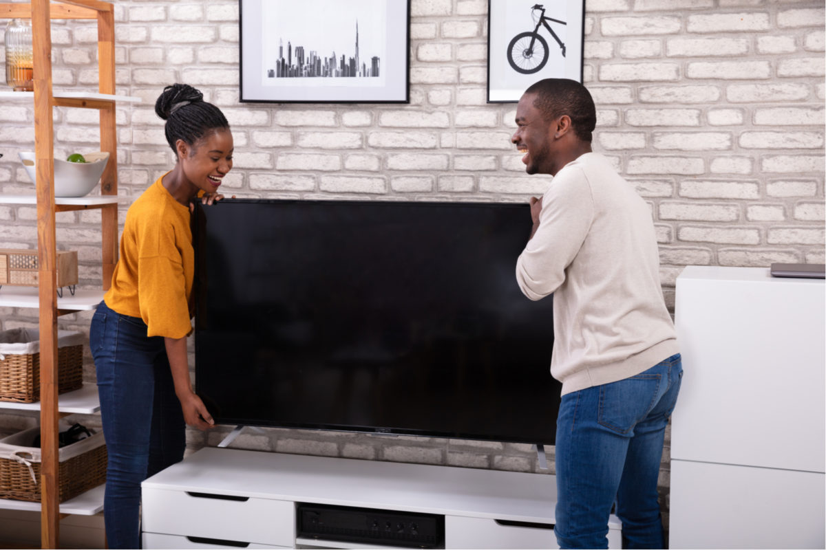 How To Pack A TV Without The Original Box — MetroMovers